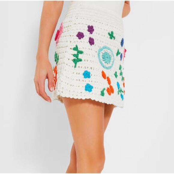 TUCKERNUCK Love The Label Ivory & Multicolor Leighton Crochet Skirt NWT Medium - Picture 3 of 8